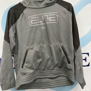 Nike Therma Fit Boys Hoodies Size XL